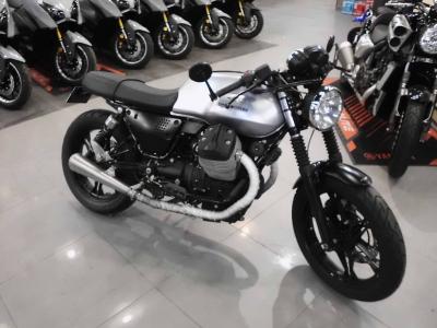 MOTO GUZZI V7 CAFE CLASSIC