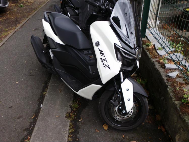 YAMAHA NMAX 125
