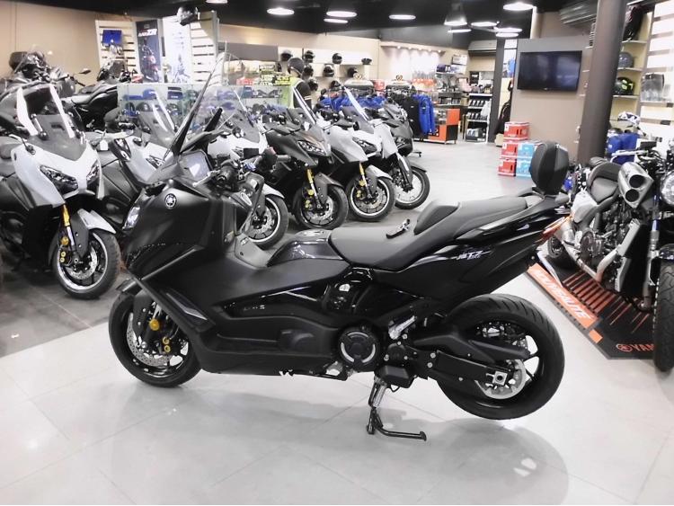 YAMAHA XP T-MAX 560 TECH MAX