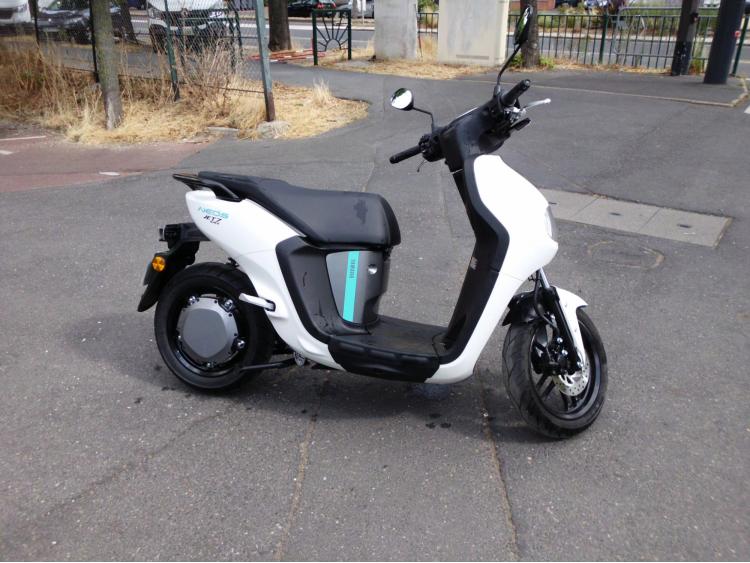 YAMAHA NEO'S 50 ELECTRIQUE 2 BATTERIES