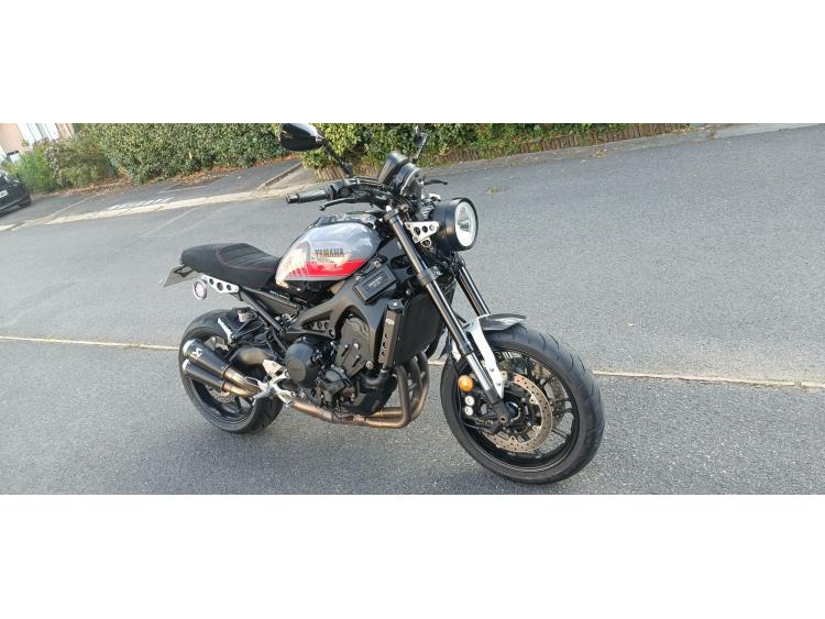 YAMAHA XSR 900 ABARTH