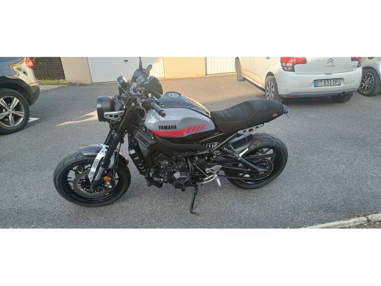 YAMAHA XSR 900 ABARTH